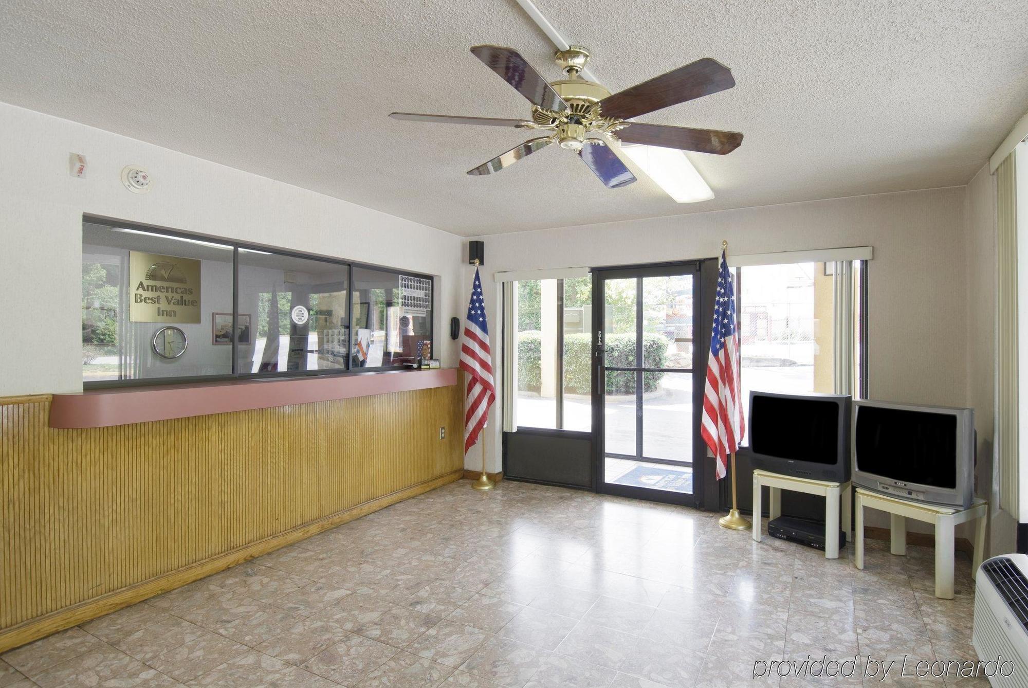 Americas Best Value Inn - Decatur Beltér fotó